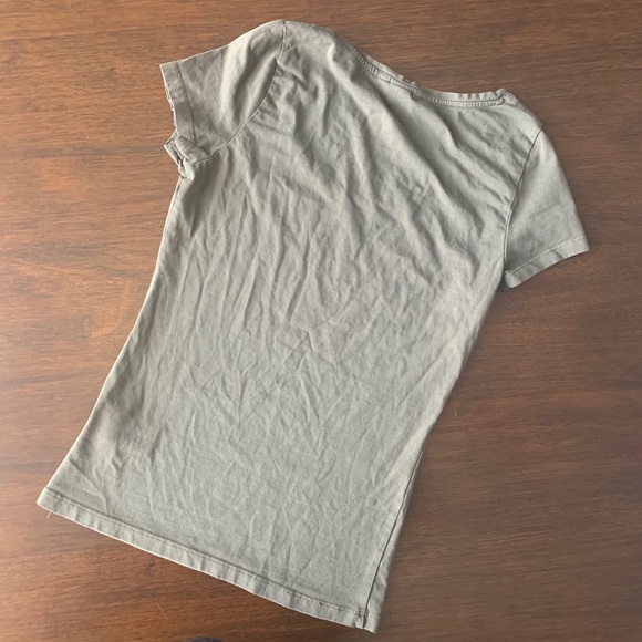 H&M basic tee - Picture 4 of 4